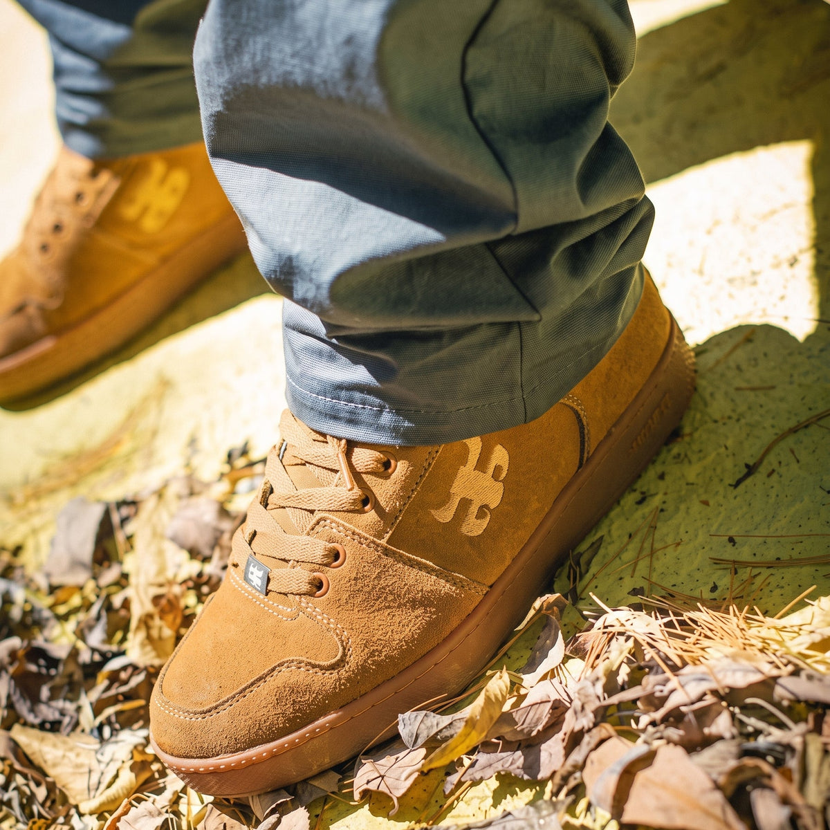 Zapatillas Ipath Grasshopper – Cognac Gamuza