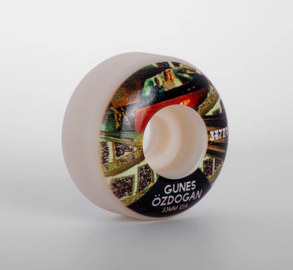 Ruedas SATORI Serie de artistas invitados MORGAN CAMPBELL - Pro model Gunes Ozdogan - 53mm 101a Classic shape