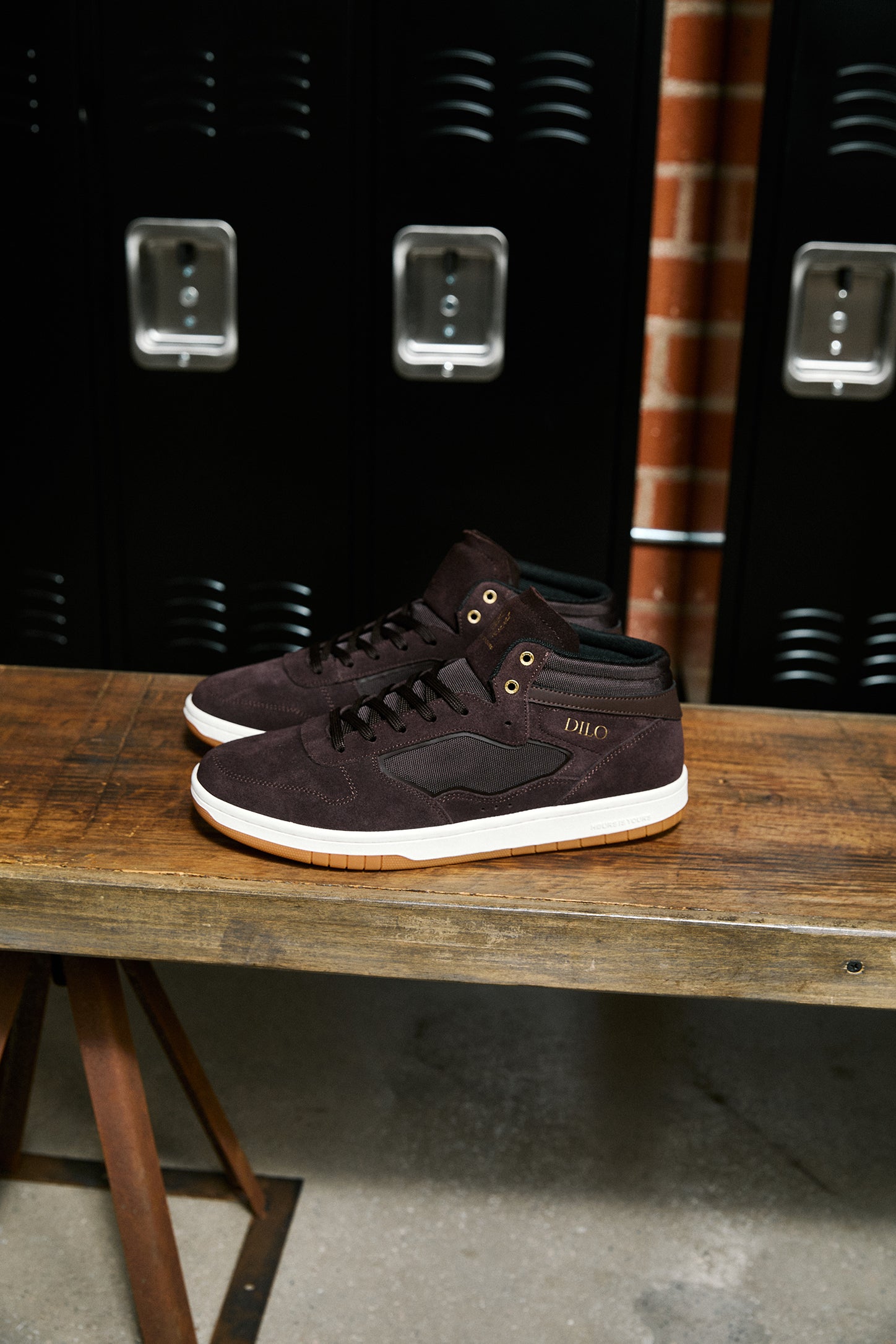 Hours is Yours DILO PRO Cocoa Cream Mid Top Zapatilla Skate