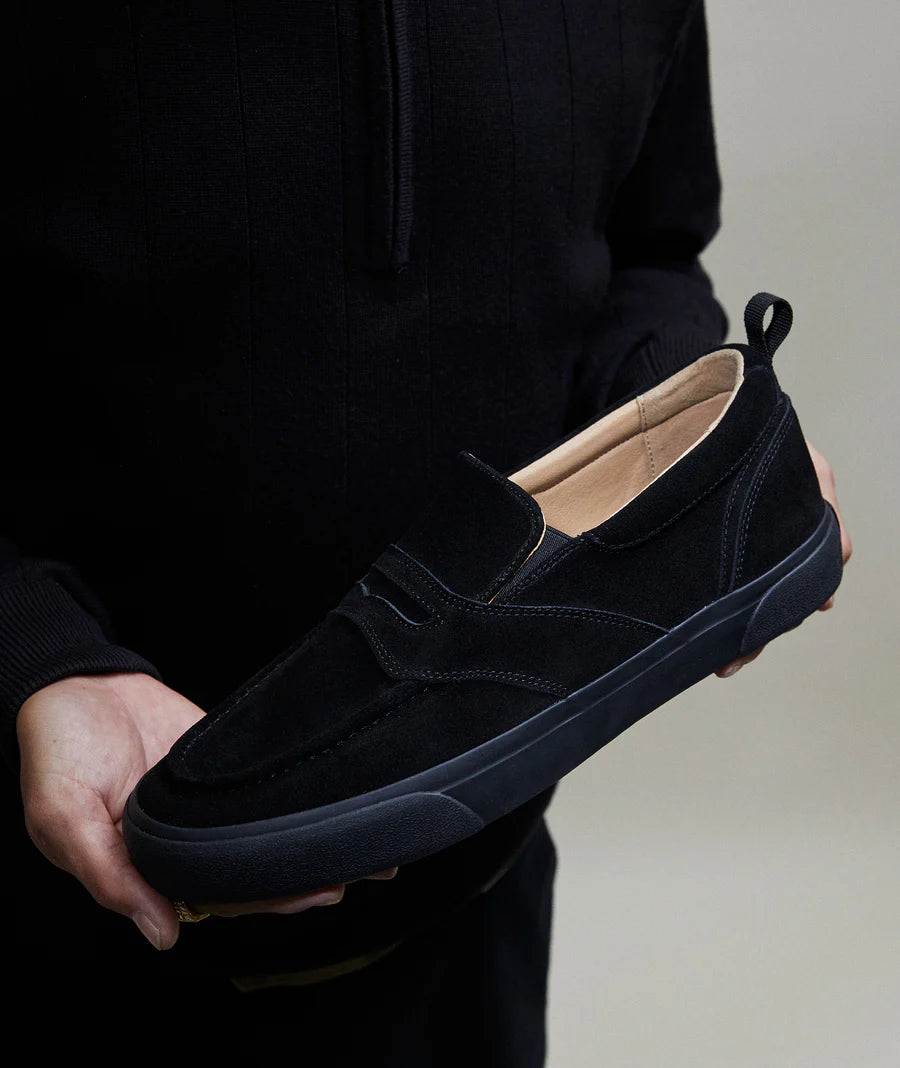 Hours is Yours Cohiba SL30 - Black Suede Zapatilla Skate