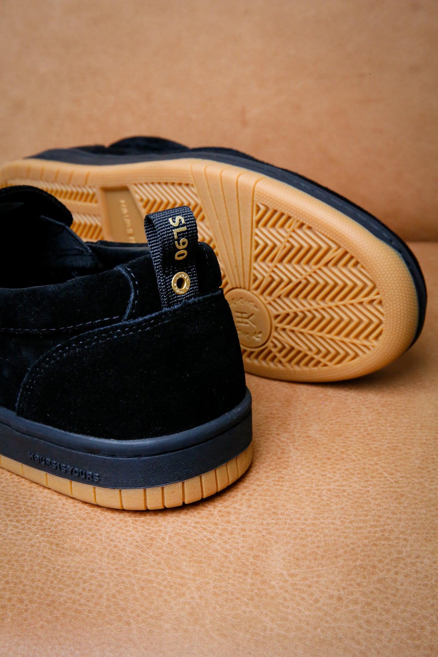 Cohiba ultra high-abrasion Suede SL90